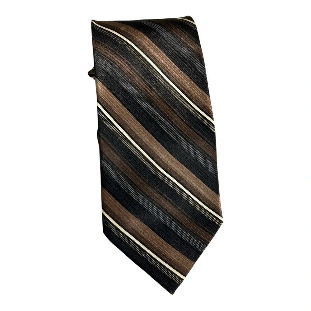 Elegant Striped Brown and‎ Black Tie